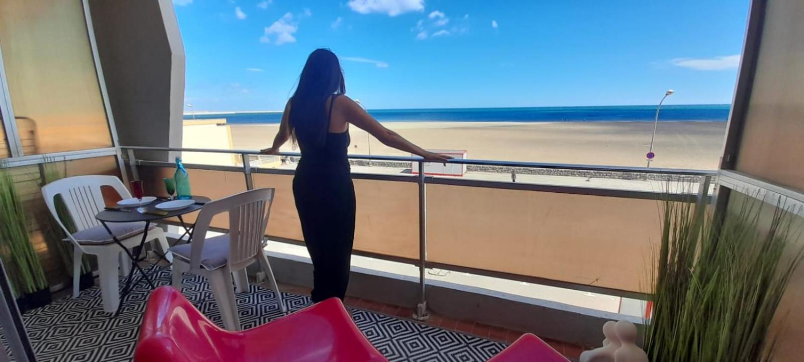 Sur La Plage Port-la-Nouvelle Luaran gambar
